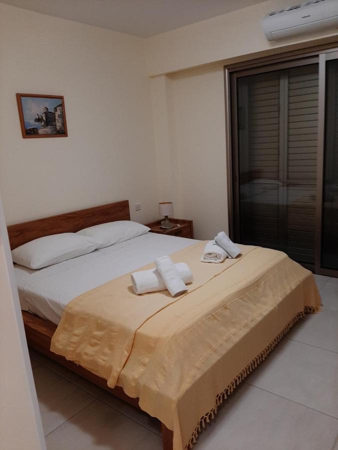 Ferienwohnung The Lighthouse Paphos Exterior foto