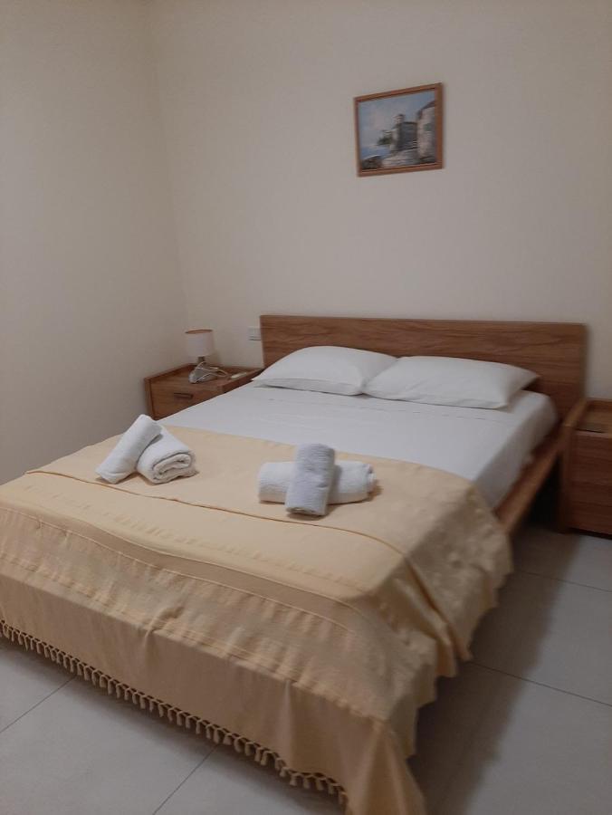 Ferienwohnung The Lighthouse Paphos Exterior foto